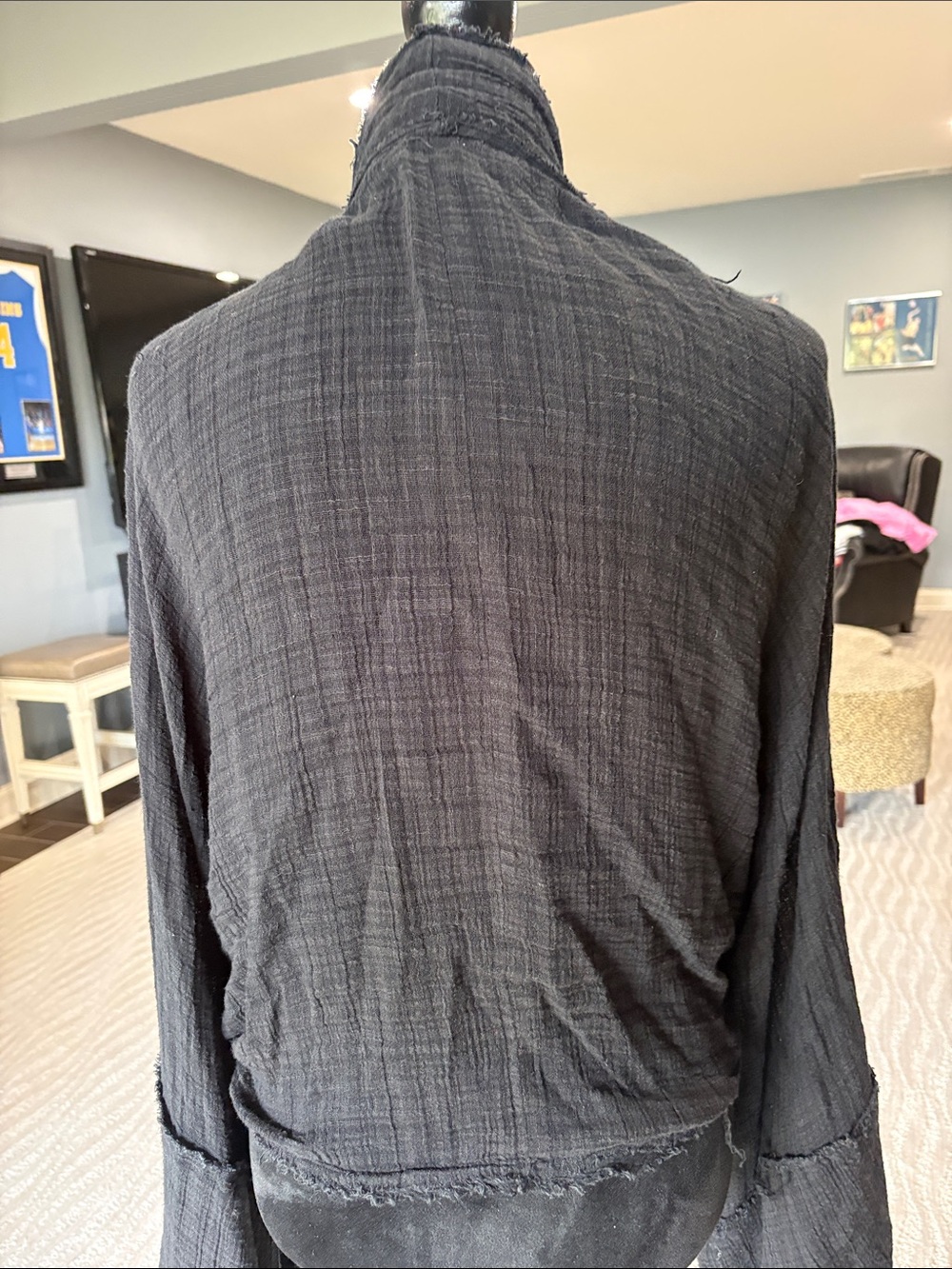 Free People Woman’s Wrap - Picture 4 of 5